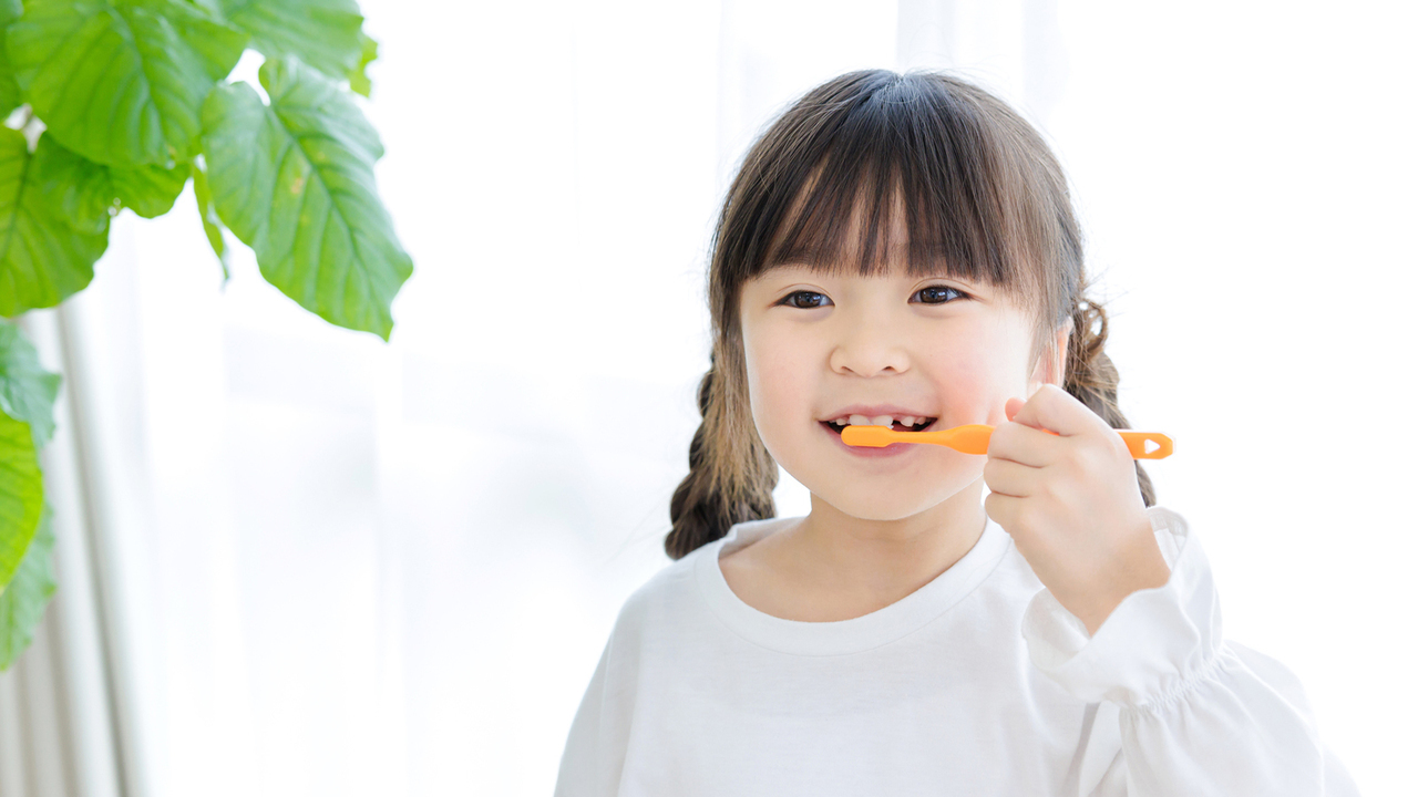 フッ素塗布で虫歯予防｜天神のひびき歯科クリニック