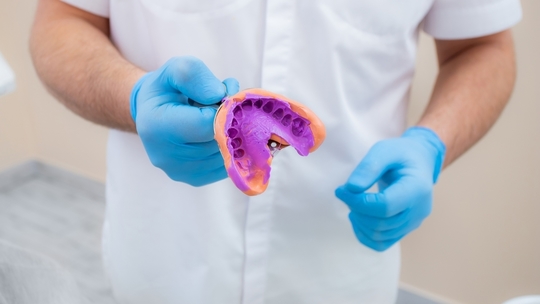 天神・福岡市中央区のコンフォート入れ歯・シリコン義歯